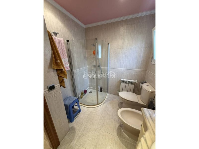 Foto 5991130f-d5dc-4f29-bf54-bb22883477dc. Casa amb calefacció aparcament a Aiguaviva Parc Vidreres