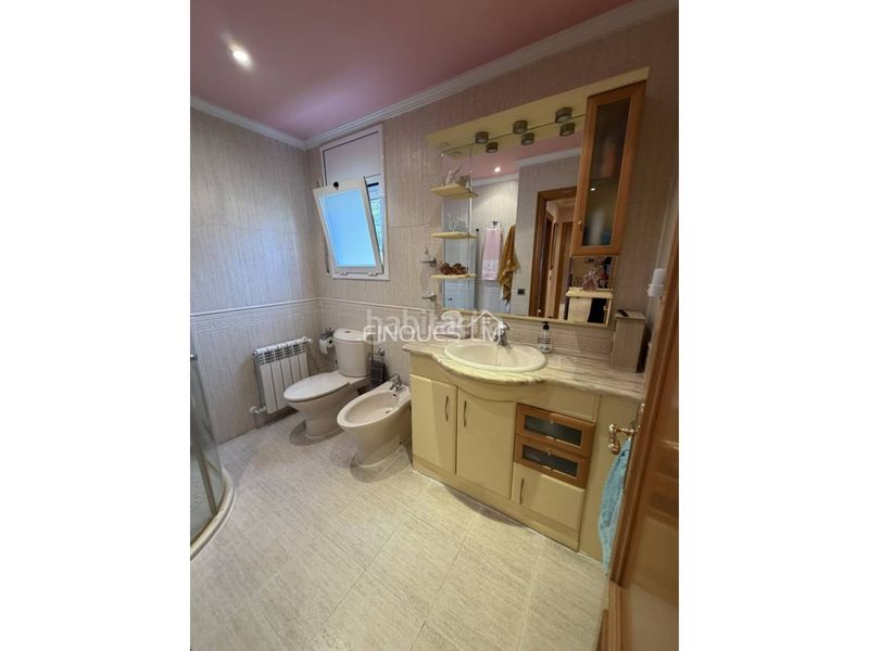 Foto 773118e0-6283-4b0e-ba01-8d7d52a6cac0. Casa amb calefacció aparcament a Aiguaviva Parc Vidreres