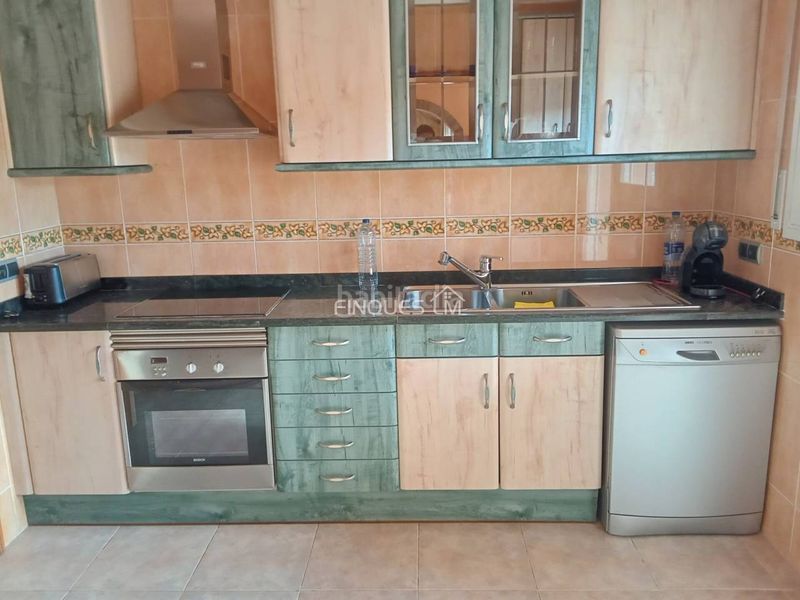 Foto aeccf077-53b3-431f-9e25-f603a4c68f2a. Casa amb calefacció aparcament a Aiguaviva Parc Vidreres