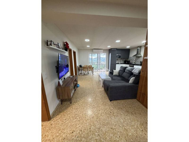 Foto 3d501f59-9021-46ac-89bf-baf854d3b874. Casa amb calefacció aparcament a Aiguaviva Parc Vidreres