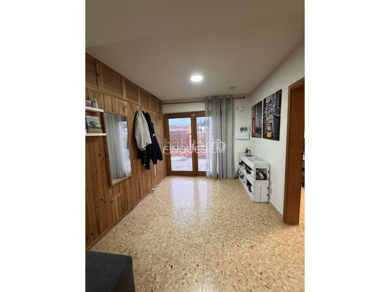 Foto e37036e7-691b-4c08-8b56-0374ef0de192. Casa amb calefacció aparcament a Aiguaviva Parc Vidreres