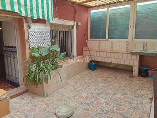 Casa adossada a Calle freser 1. Casa adosada en venta en blanes