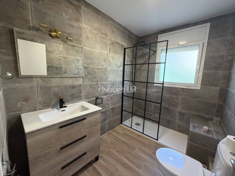 Foto 497568de-89f8-4d32-b2a3-6f48f6ea620a. House in calle consell de cent 1 in Niàgara Parc -Àgora Parc Tordera