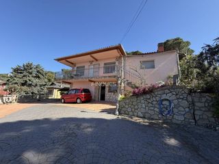 Casa a Calle hort�nsia 1. En venta casa en urbanizaci�n de tordera