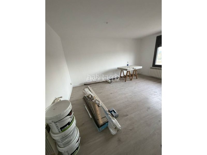 Foto 15d8883d-cf64-41b0-adb8-570bfda12c07. Pis a calle camí ral 187 a Tordera Tordera