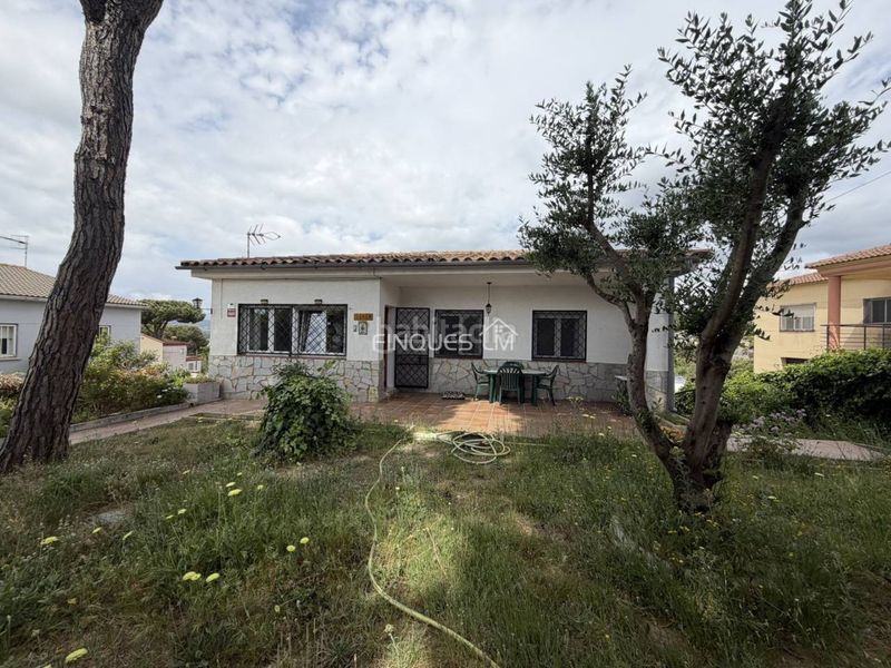 Foto 88bd0e38-07ae-417c-bf55-db8c78207c01. Casa amb calefacció aparcament piscina a Mas Mora-Sant Daniel Tordera