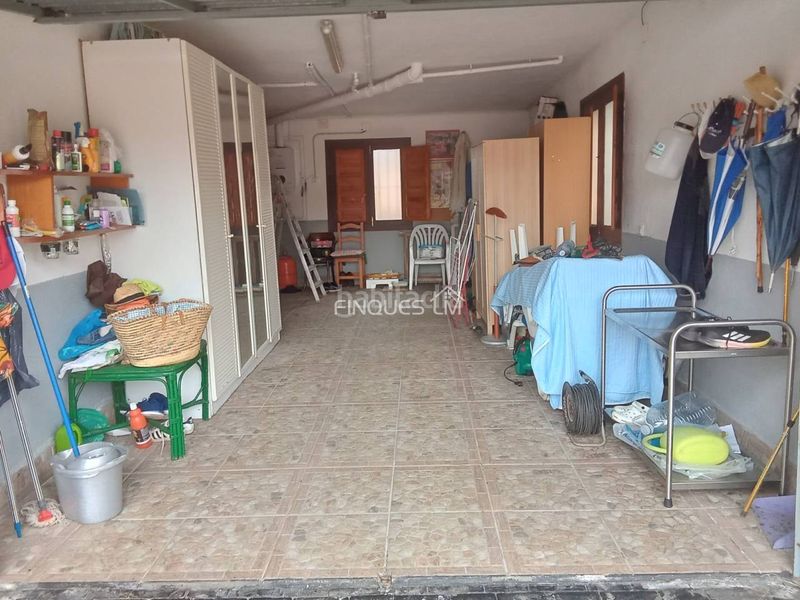 Foto 2242b338-af0b-47e3-a7b3-6ed73308f50a. Casa amb aparcament piscina a La Goba Vidreres