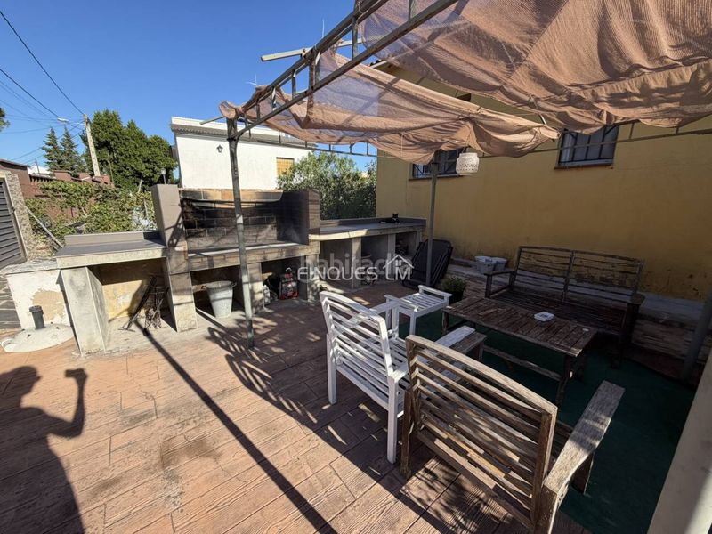 Foto fb90abbe-ee25-46c8-ad6e-2c25270ae5c6. Casa se vende bonita vivienda situada en una tranquila urbanización , en Maçanet de la Selva