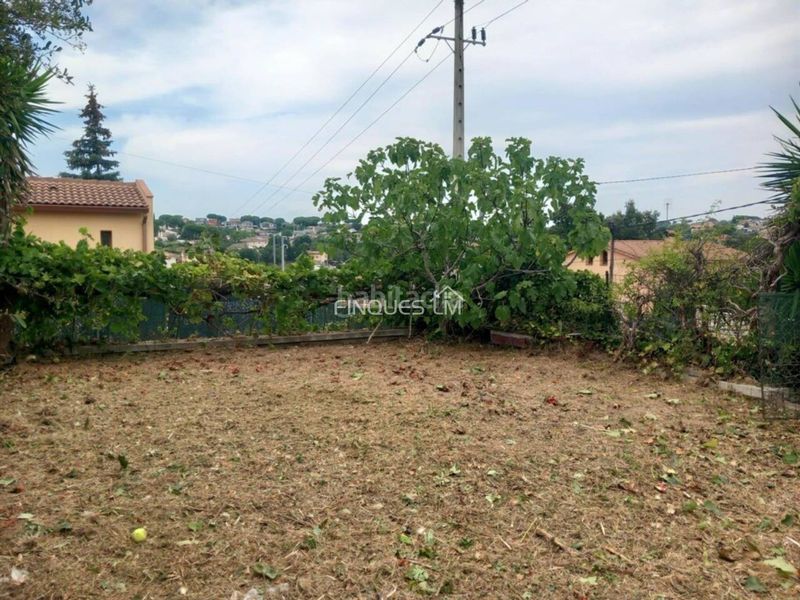 Foto fbe8ef9e-1452-4635-a356-a8a4ecf132d6. Terreno residencial se vende parcela totalmente llana en Fogars de la Selva