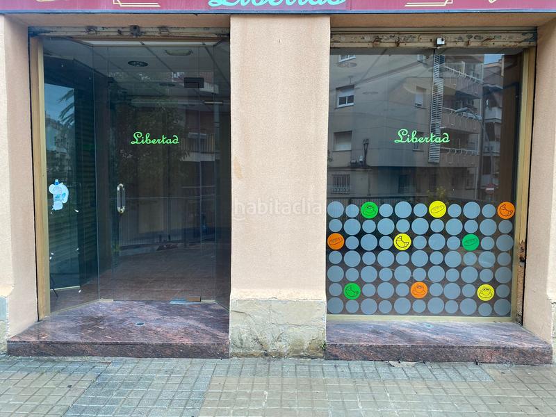 Foto bf7ed6fd-691d-4278-9c2b-d758a6139539. Local comercial a Bufalà Badalona