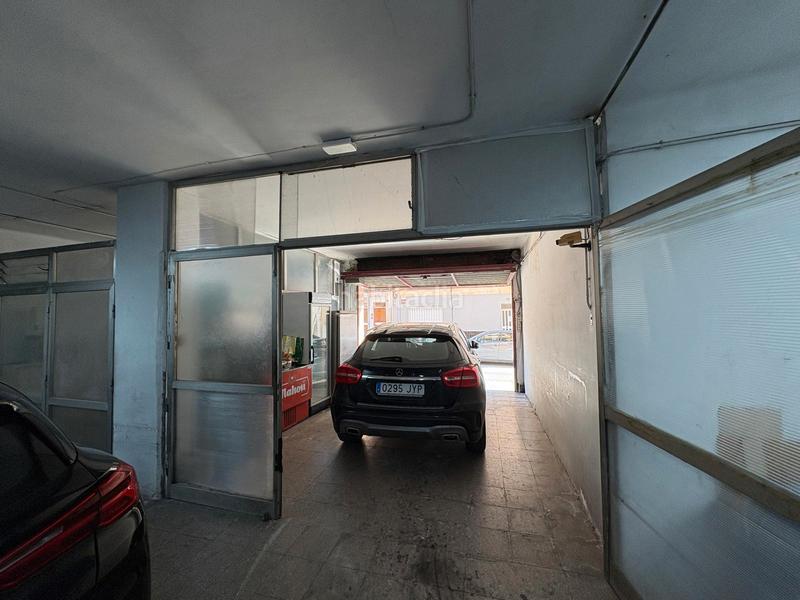 Foto cfb370bc-74c5-4c69-a396-fa364fdb370d. Business premise in Llefià Badalona