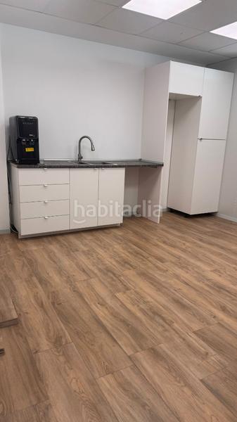 Foto 5e59a492-ddc2-4f09-97a9-78f33c1df2d5. Affitto ufficio in carrer de l'electrònica 9 in Pomar Badalona