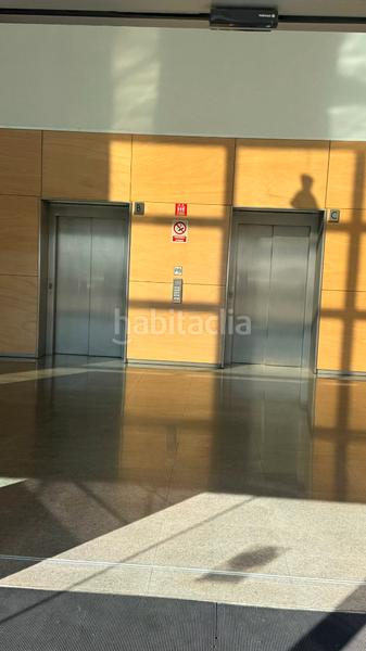 Foto d3744dbf-c1c5-44c0-8031-e5ba0e83a36d. Affitto ufficio in carrer de l'electrònica 9 in Pomar Badalona