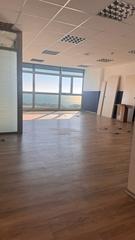 Rent Office space in Carrer de l'electrònica 9. ?? oficina en alquiler – polígono les guixeres (badalona)
