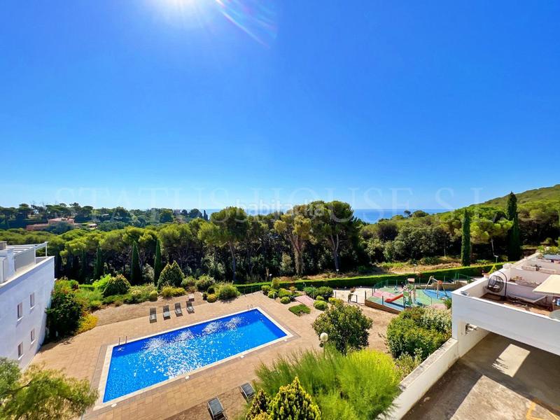 Foto 0cf5ae44-f6a6-4b5a-858f-10d65d541ef9. Maison jumelée avec chauffage parking piscine dans Santa Clotilde Lloret de Mar