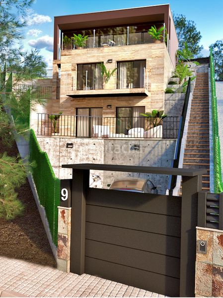 Foto f6288d21-3ea6-46b3-88e5-8344a8e91167. Chalet avec piscine dans Canyelles Lloret de Mar