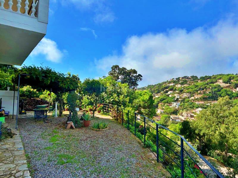 Foto 145eaf1e-4c0a-473b-be4a-63cf10c81454. Chalet avec cheminée parking piscine dans Serra Brava Lloret de Mar