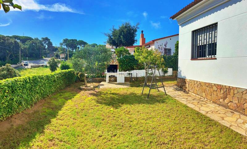 Foto ed4db803-2b42-4aa6-962a-b61d05270412. Chalet avec cheminée parking piscine dans Serra Brava Lloret de Mar