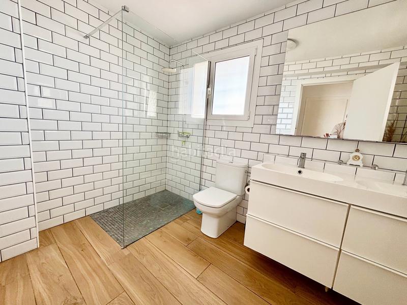 Foto 2247a852-2d8b-4235-a198-2d0ff7c8d9a9. Maison avec cheminée chauffage piscine dans Serra Brava Lloret de Mar