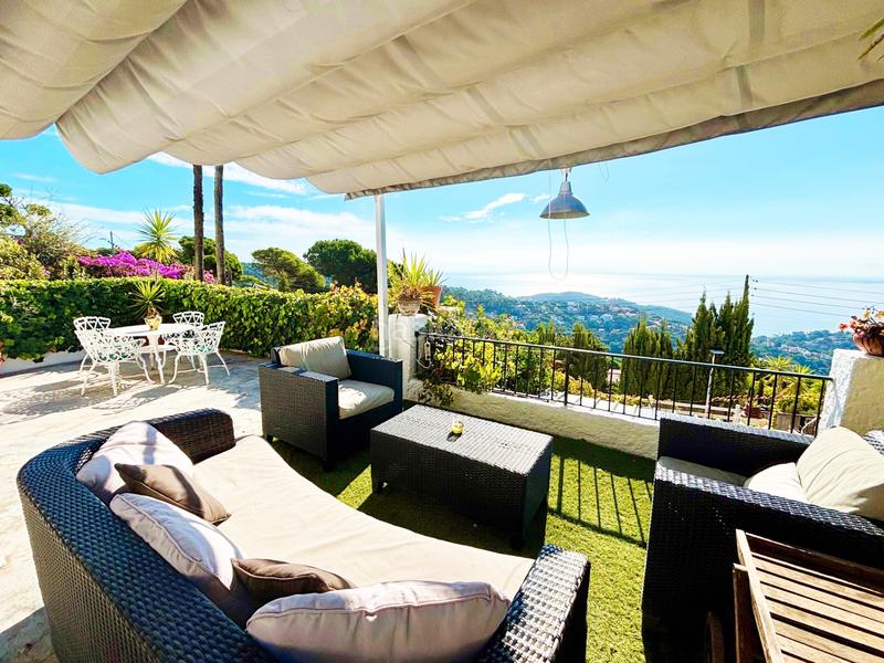 Foto bb35926f-7d5e-42c6-bb66-a4519dfee9e9. Maison avec cheminée chauffage piscine dans Serra Brava Lloret de Mar