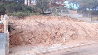 Terreno residencial en Lloret Residencial - Montlloret. Parcela en calle saturn  lloret de mar!!!