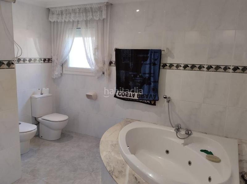 Foto 3e6d3438-c6a1-48f9-8b4a-7e22c3c28259. Casa a Pinemar Pineda de Mar