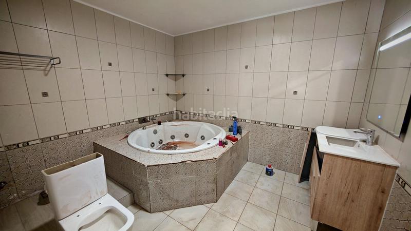 Foto 6230cd73-25b1-4171-b7a3-e3e804e1f9e2. Casa  enorme, reformada completamente, en Aiguaviva Parc Vidreres