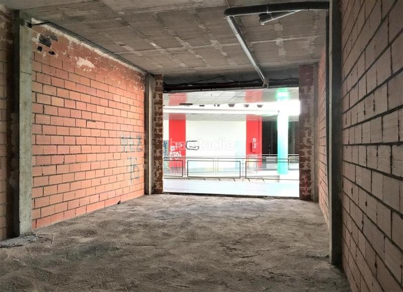 Foto b06482db-3b74-4729-9471-5badda03a113. Locale commerciale in Cabanillas del Campo