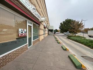Lloguer Local Comercial a Avenida de pico ocejón 2. Local en alquiler en villanueva de la torre!!!