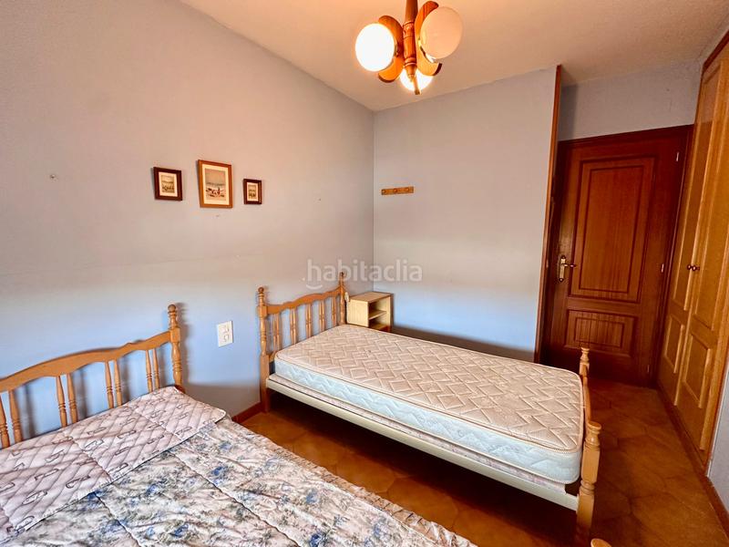 Foto c82a9a62-96f4-48f0-8290-27c5027658fa. Chalet with fireplace parking pool in La Paloma-Asfain Azuqueca de Henares