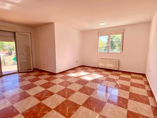 Rent Towny house  Calle luis de góngora