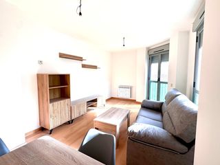 Location Appartement  Calle cañada real. Espacioso piso amueblado en alovera!
