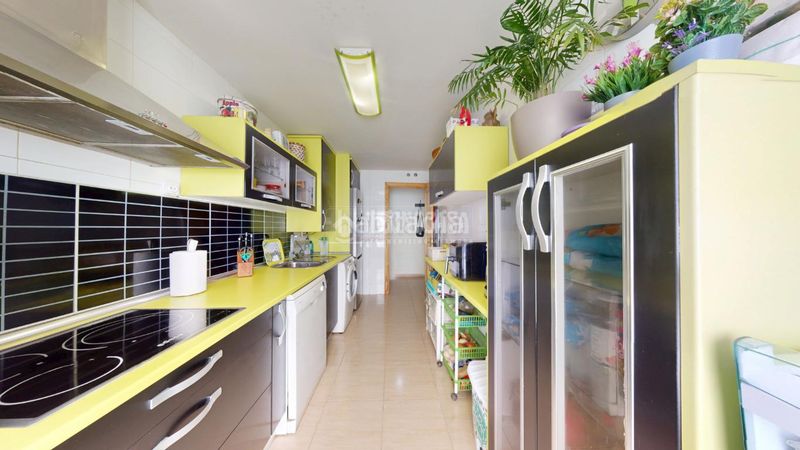 Foto b8545dab-ec39-46bd-8fbf-f43e2a047639. Pis amb calefacció aparcament a El Vallejo Azuqueca de Henares