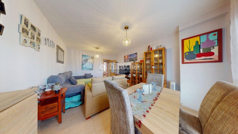 Foto e0123f21-3f37-437b-a39e-282b2321e2b1. Pis amb calefacció aparcament a El Vallejo Azuqueca de Henares