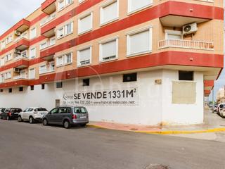 Local Comercial  N/a. Local comercial con grandes posibilidades en los montesinos, ali