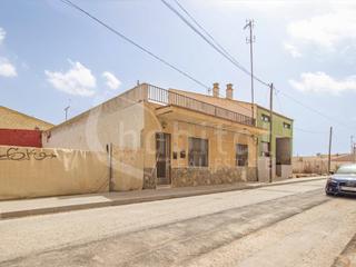 Haus  N/a. Casa de pueblo en planta baja a la venta en los montesinos, alic