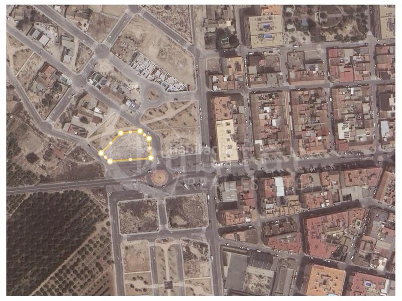 Foto d333ca48-f20b-400b-9f73-14bc08616bae. Terreno residenziale in Montesinos (Los)