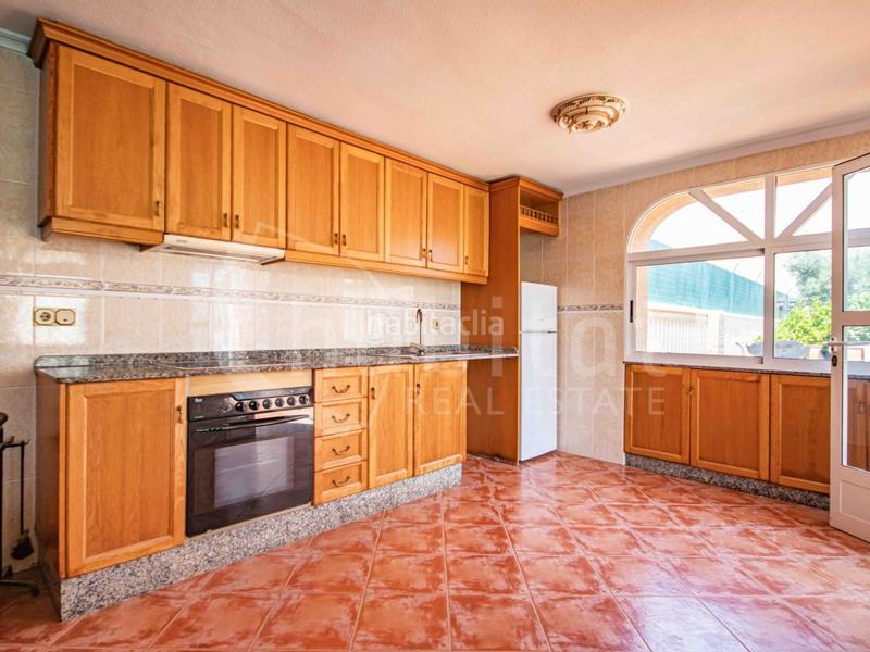 Foto 5116a40f-959d-47a5-b557-e85d93bb38f1. Casa a calle boticcelli 2 a Zona Carrefour - Urbanizaciones Torrevieja