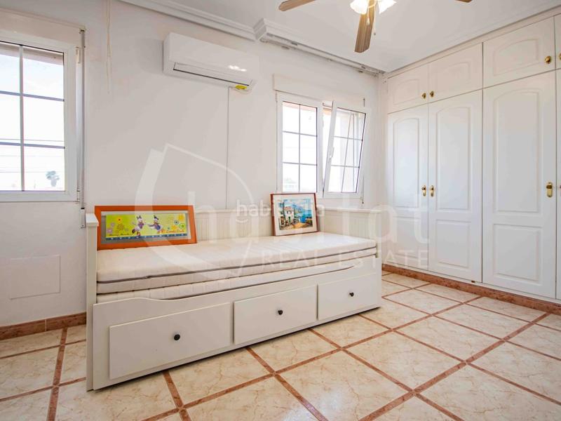 Foto 6a399b3a-1dc3-4600-9e17-14652d4311d5. Casa a calle boticcelli 2 a Zona Carrefour - Urbanizaciones Torrevieja