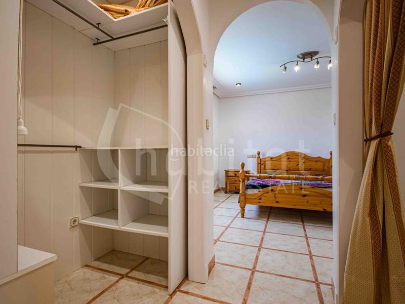 Foto 91d414e2-f4fe-443c-a535-73d5fa3405a4. Casa a calle boticcelli 2 a Zona Carrefour - Urbanizaciones Torrevieja