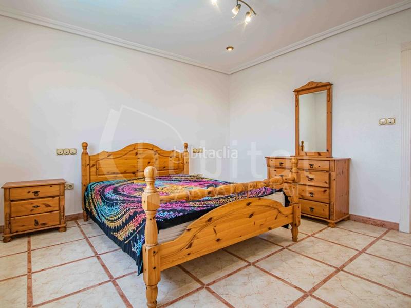 Foto a923883f-449c-4f7a-9946-1778a2993759. Casa a calle boticcelli 2 a Zona Carrefour - Urbanizaciones Torrevieja