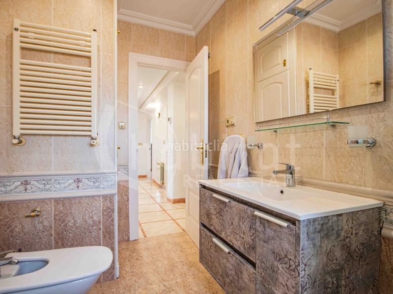 Foto abe0b751-8365-4f04-9f3e-e3b0f73708d6. Casa a calle boticcelli 2 a Zona Carrefour - Urbanizaciones Torrevieja