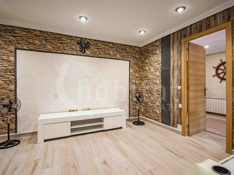 Foto c3c305ec-d2b2-4789-8d4f-f10ce1e36dec. Casa a calle boticcelli 2 a Zona Carrefour - Urbanizaciones Torrevieja