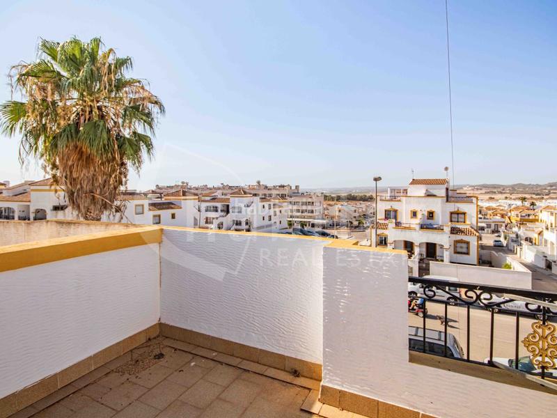 Foto bf7807a4-2ba1-4a6f-a26c-e706e7c85be8. Casa a schiera in calle limero 195 in Desamparados - Hurchillo - Torremendo Orihuela