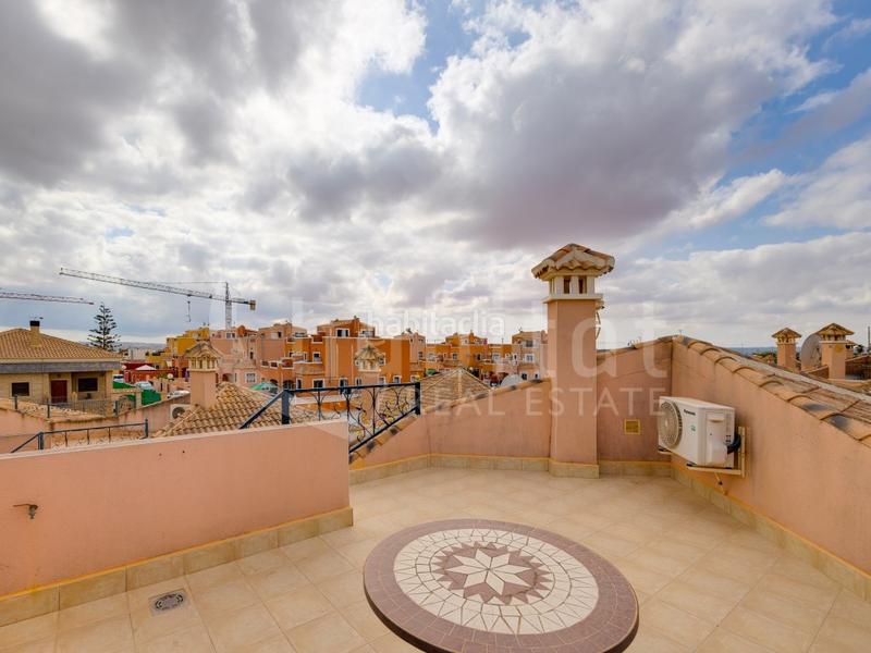 Foto 780f30c5-329c-42c2-8167-6ca990f4d14a. Casa in calle chumbera 93 in Montesinos (Los)