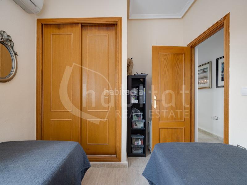 Foto 99ac0347-6730-48e6-8c5c-d348e9fe9ac7. Casa in calle chumbera 93 in Montesinos (Los)