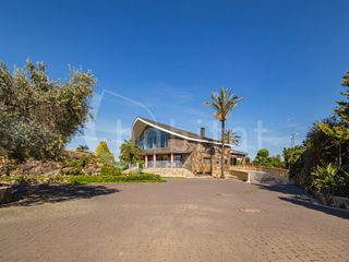 House  Poligono 3 paraje 87 lo blanquez. Finca 5 habitaciones venta los montesinos