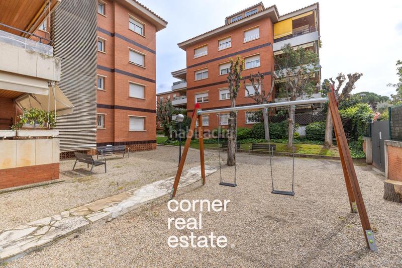 Foto fa6c76d0-162c-4e44-8bcc-e7cc1eef716e. Planta baja magnífico bajo con terraza en Eixample en Sant Cugat del Vallès
