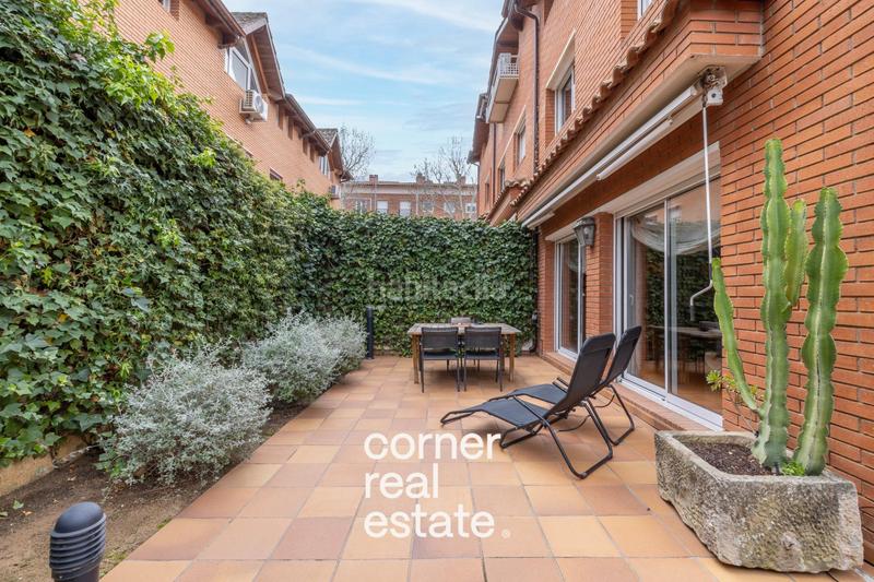 Foto 1b07b520-d6a1-4040-a12b-22b6b5b5f5dc. Casa adosada increíble chalet adosado en parc central en Sant Cugat del Vallès