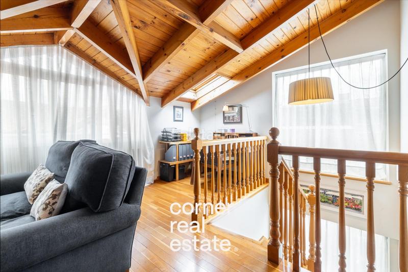 Foto 1b3c81c4-6f96-4bfa-b0ce-684b00bf1153. Casa adosada increíble chalet adosado en parc central en Sant Cugat del Vallès